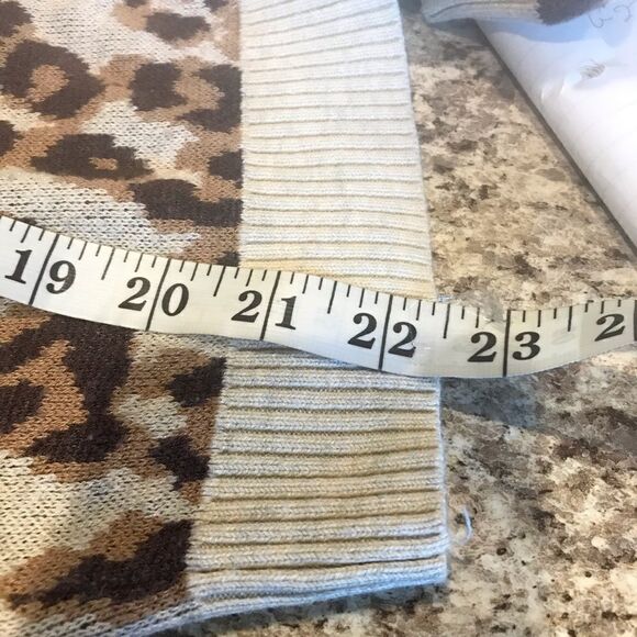 A New Day Leopard Print Cream Brown Women's Small - Picture 4 of 12